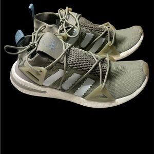 Women’s Adidas Olive Green Sneakers Size 8.5